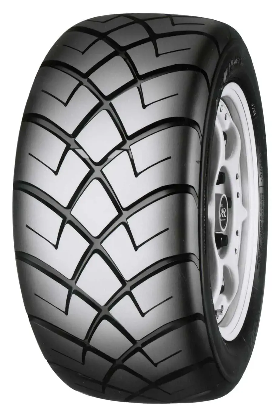 165/70 R10 72H Advan A032R